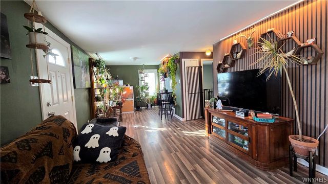 68 Chapel Avenue, Cheektowaga, NY 14225