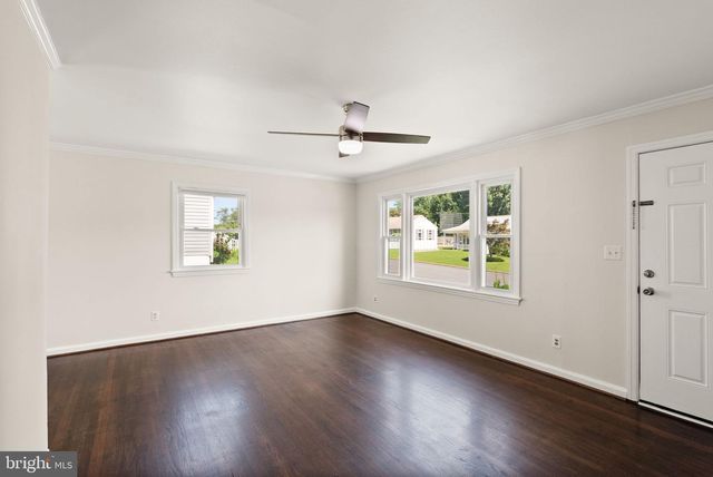 4144 ADDISON RD, Fairfax, VA 22030