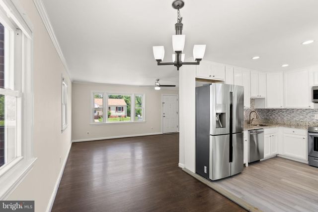 4144 ADDISON RD, Fairfax, VA 22030
