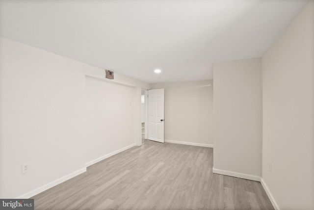 4144 ADDISON RD, Fairfax, VA 22030