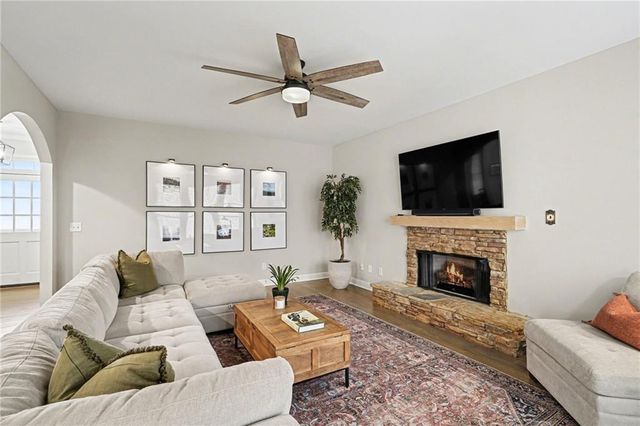 524 Oriole Farm Trail, Canton, GA 30114