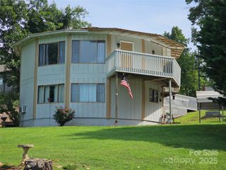 500 Steel Bridge Loop, Hickory, NC 28601