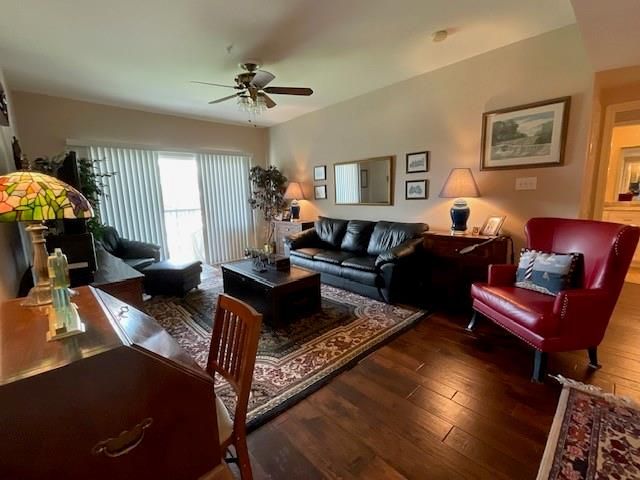 12800 Melville Drive 209-B, Montgomery, TX 77356