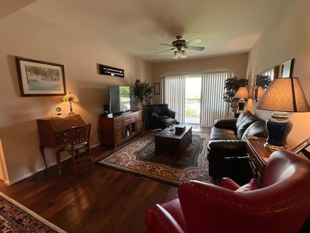 12800 Melville Drive 209-B, Montgomery, TX 77356
