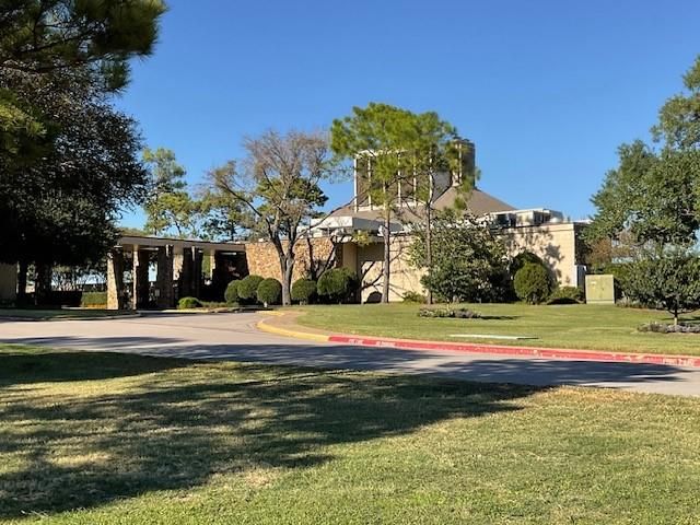12800 Melville Drive 209-B, Montgomery, TX 77356
