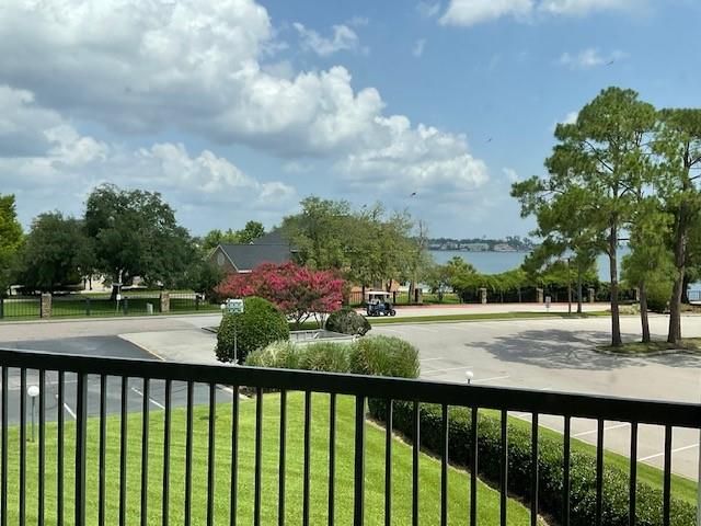 12800 Melville Drive 209-B, Montgomery, TX 77356