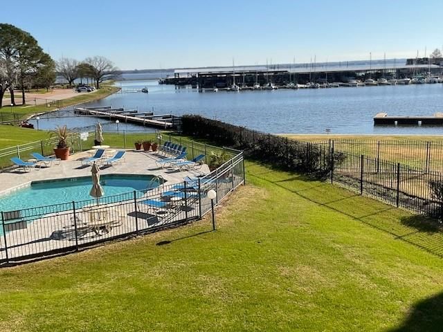 12800 Melville Drive 209-B, Montgomery, TX 77356