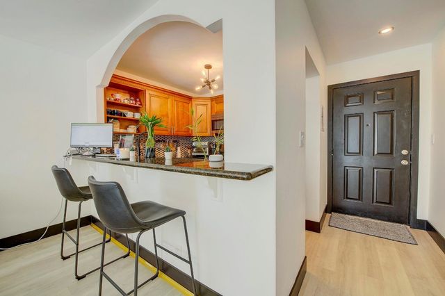 18111 NW 68th Avenue I210, Hialeah, FL 33015