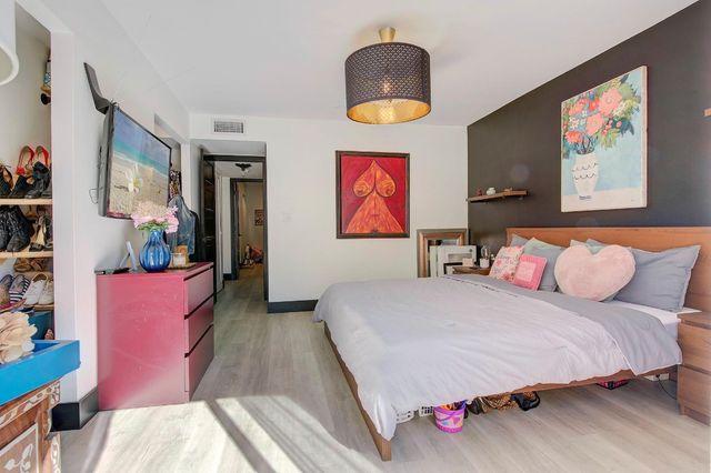 18111 NW 68th Avenue I210, Hialeah, FL 33015