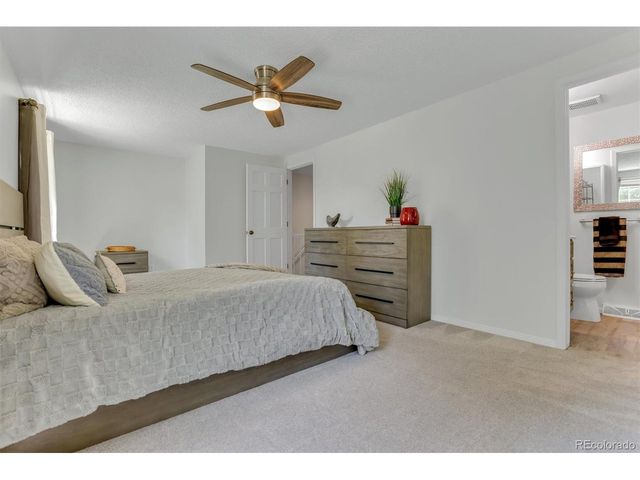 2433 E Fremont Ct, Littleton, CO 80122