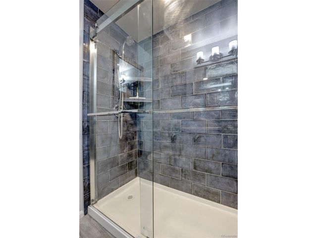 2433 E Fremont Ct, Littleton, CO 80122