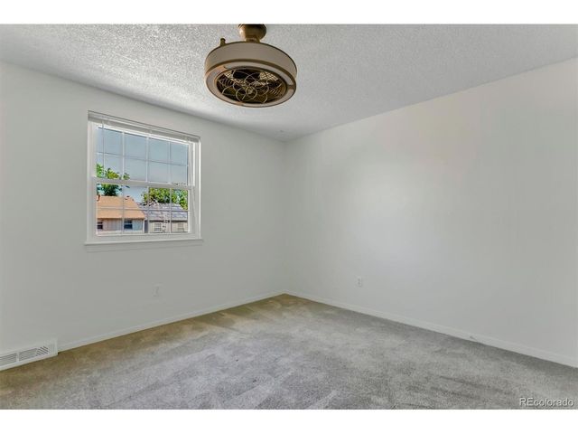 2433 E Fremont Ct, Littleton, CO 80122
