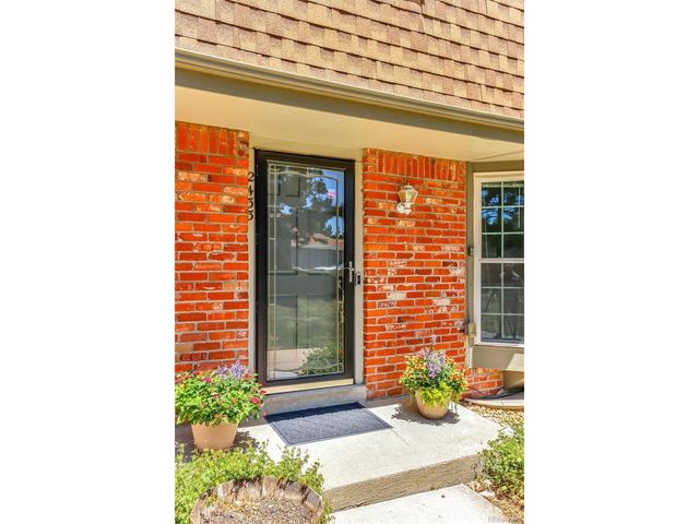 2433 E Fremont Ct, Littleton, CO 80122
