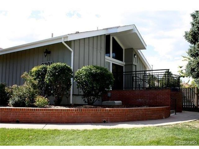 2433 E Fremont Ct, Littleton, CO 80122