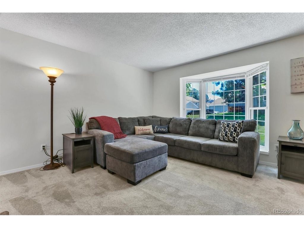 2433 E Fremont Ct, Littleton, CO 80122