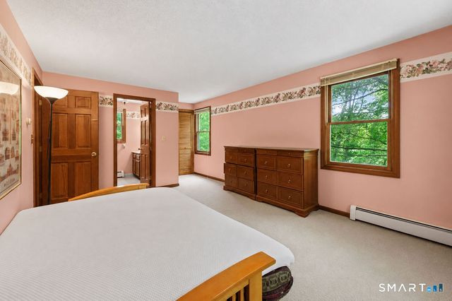 10 Oak Hill Drive, Clinton, CT 06413