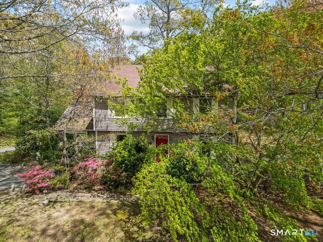 10 Oak Hill Drive, Clinton, CT 06413