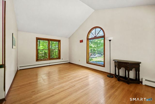 10 Oak Hill Drive, Clinton, CT 06413