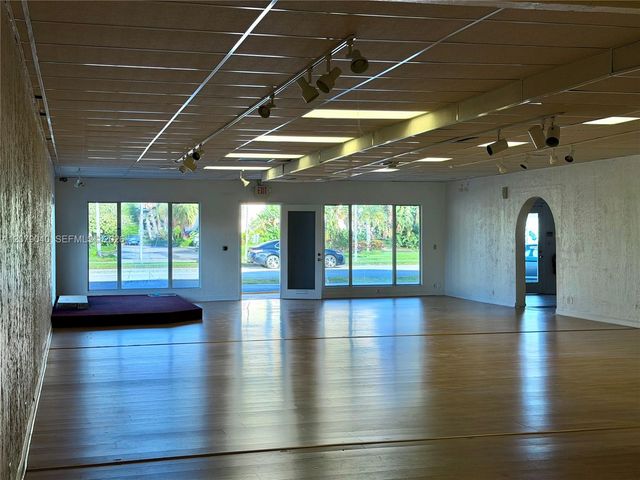 3060 N Federal Highway, Boca Raton, FL 33431