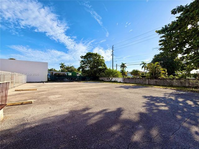 3060 N Federal Highway, Boca Raton, FL 33431