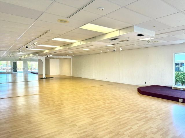 3060 N Federal Highway, Boca Raton, FL 33431