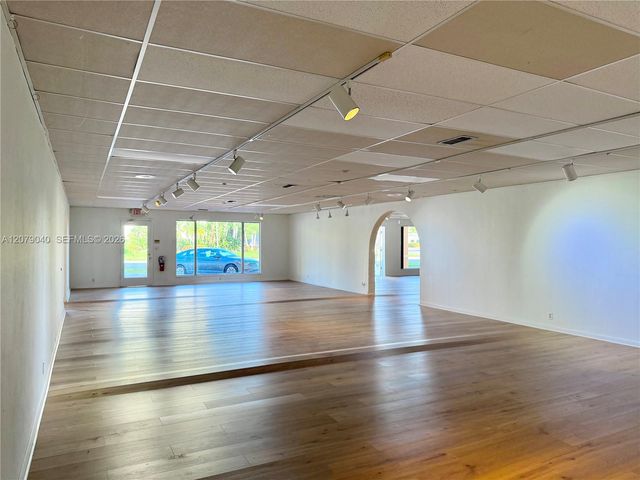 3060 N Federal Highway, Boca Raton, FL 33431