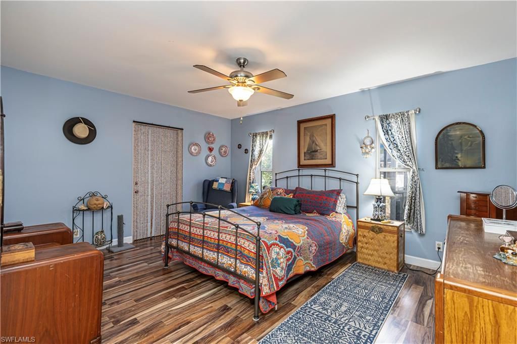 Image 14 of property listing at 4140 8th CT, Cape Coral, FL 33914