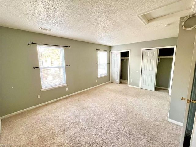 5218 Stockton DR, Virginia Beach, VA 23464