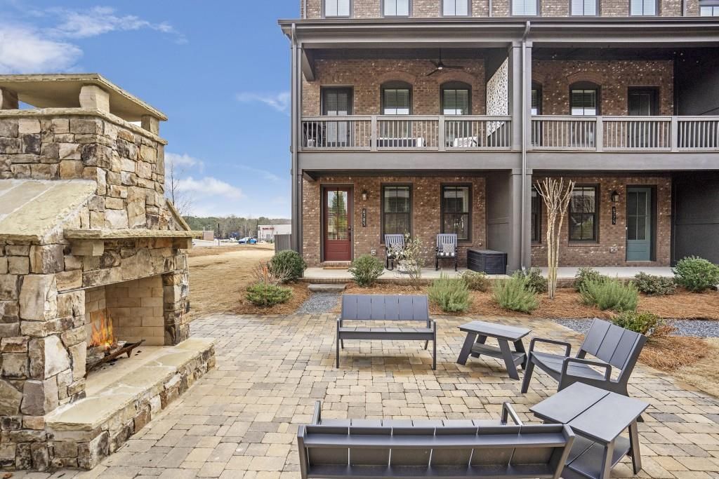 6785 Pippin Walk, Alpharetta, GA 30005