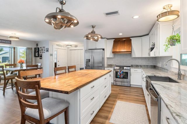 10104 RAFFERTY AVENUE, Englewood, FL 34224