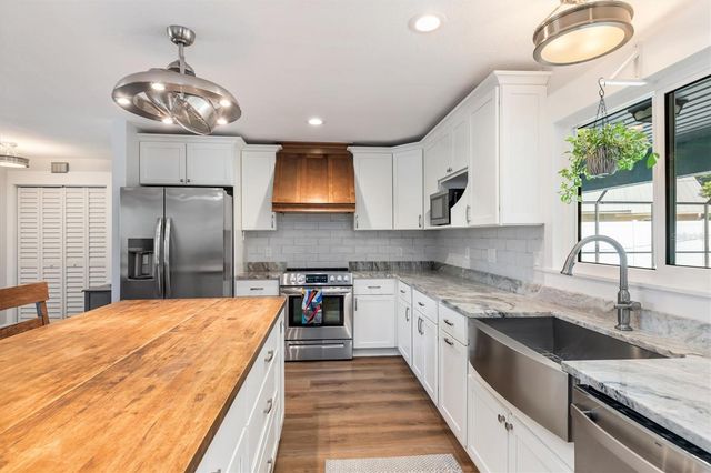 10104 RAFFERTY AVENUE, Englewood, FL 34224