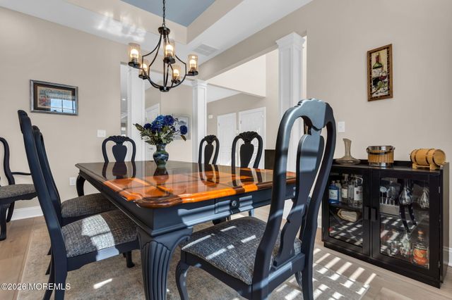 62 Milky Way Drive, Barnegat, NJ 08005