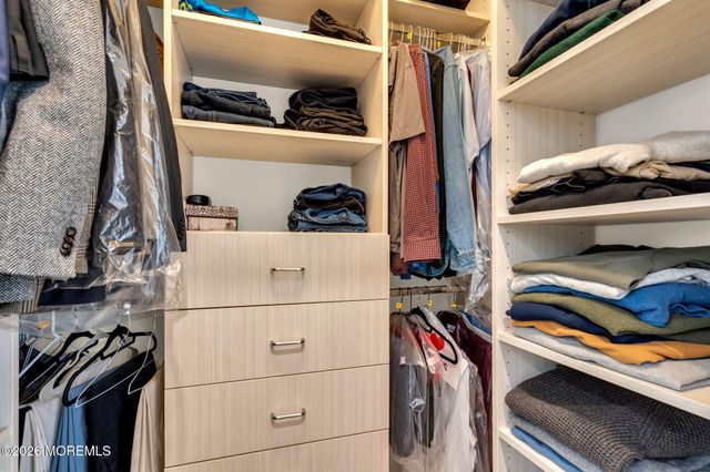 62 Milky Way Drive, Barnegat, NJ 08005