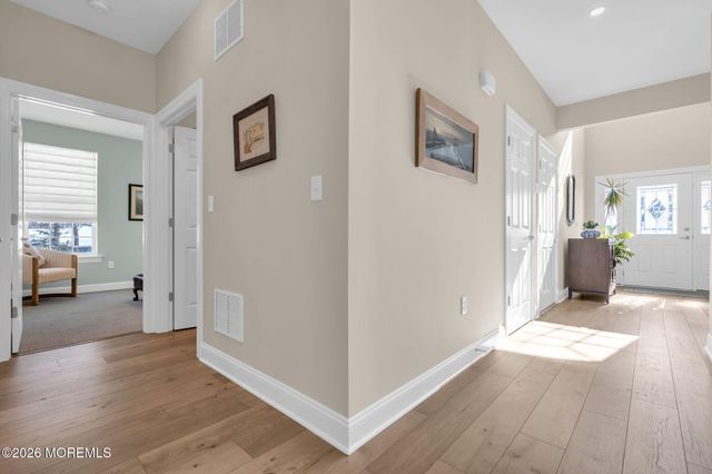 62 Milky Way Drive, Barnegat, NJ 08005