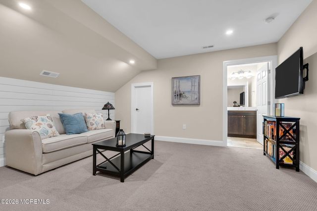 62 Milky Way Drive, Barnegat, NJ 08005