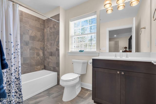 62 Milky Way Drive, Barnegat, NJ 08005