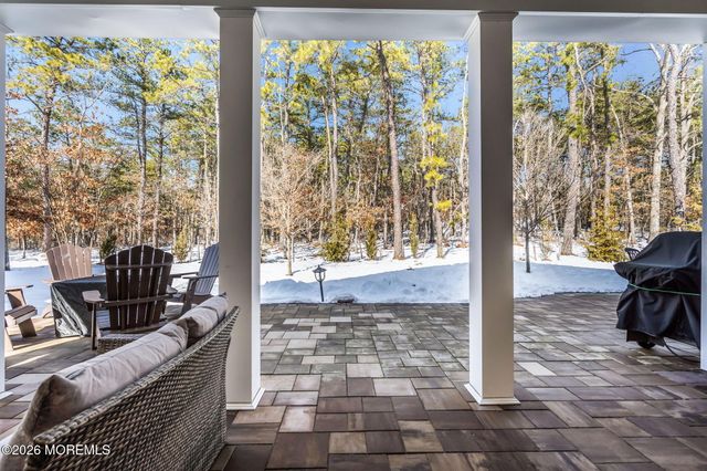 62 Milky Way Drive, Barnegat, NJ 08005