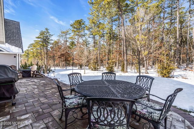 62 Milky Way Drive, Barnegat, NJ 08005