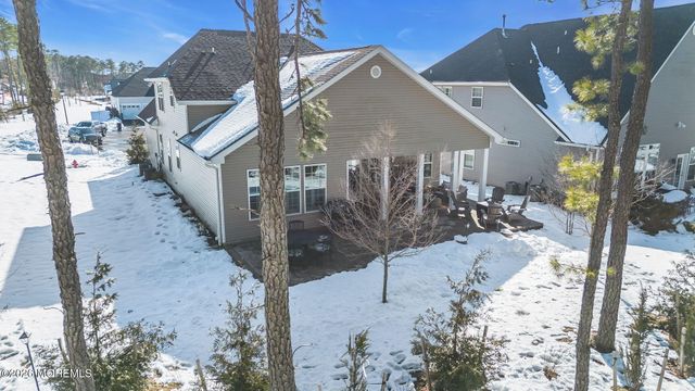 62 Milky Way Drive, Barnegat, NJ 08005