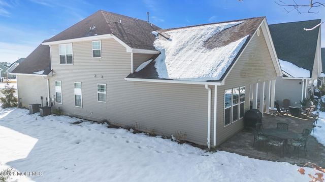 62 Milky Way Drive, Barnegat, NJ 08005