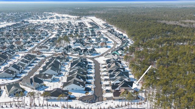 62 Milky Way Drive, Barnegat, NJ 08005