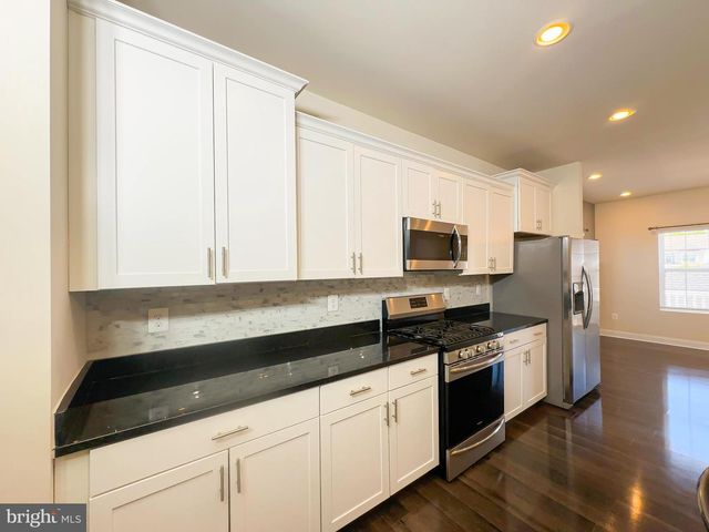 11407 TOLKIEN AVE, White Plains, MD 20695