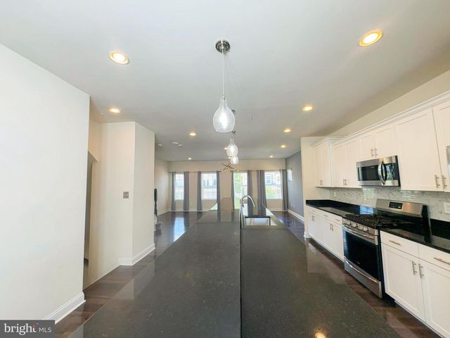 11407 TOLKIEN AVE, White Plains, MD 20695