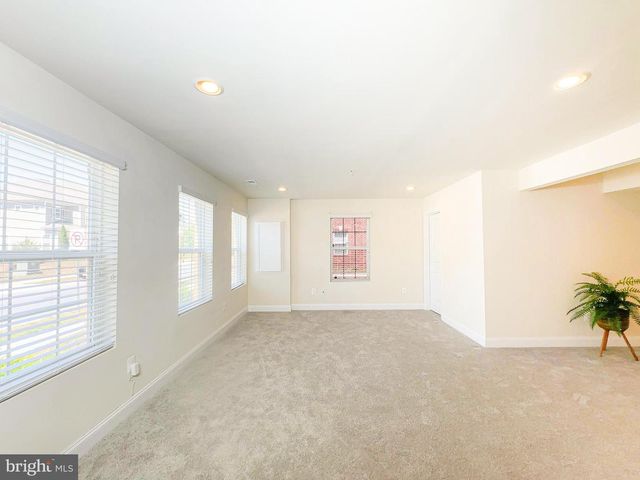 11407 TOLKIEN AVE, White Plains, MD 20695