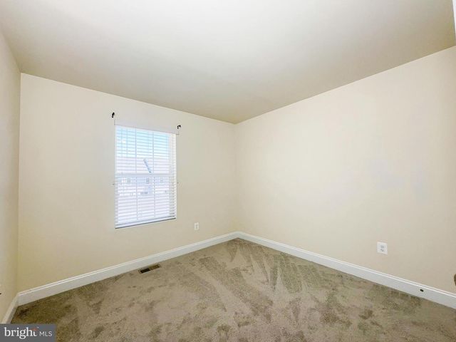 11407 TOLKIEN AVE, White Plains, MD 20695