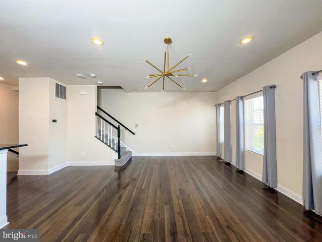 11407 TOLKIEN AVE, White Plains, MD 20695