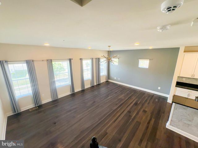 11407 TOLKIEN AVE, White Plains, MD 20695