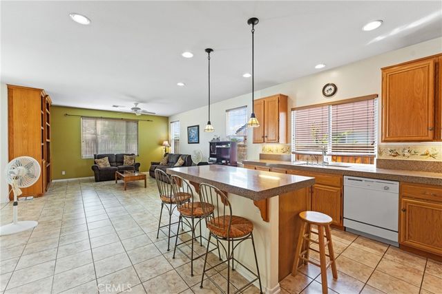 28729 Mission, Menifee, CA 92584