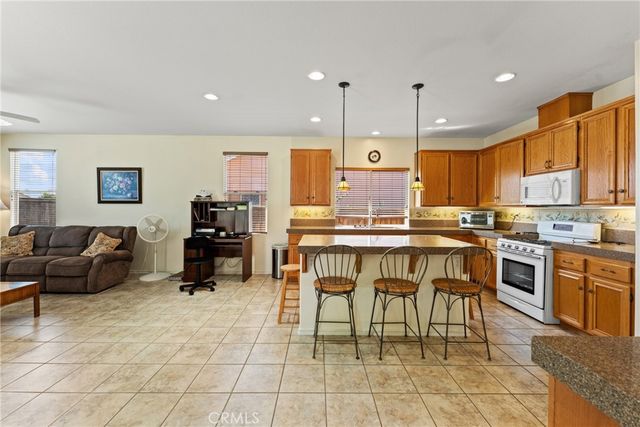 28729 Mission, Menifee, CA 92584