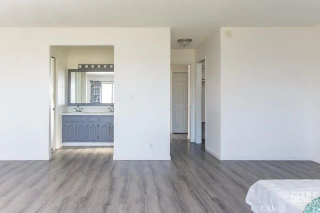 8525 Great Circle, California City, CA 93505